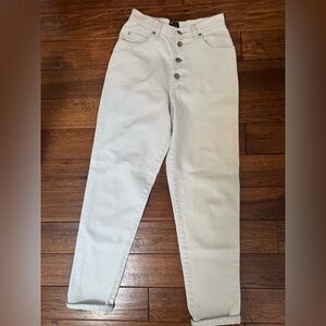 Vintage High-Waisted White Button Up Jeans
